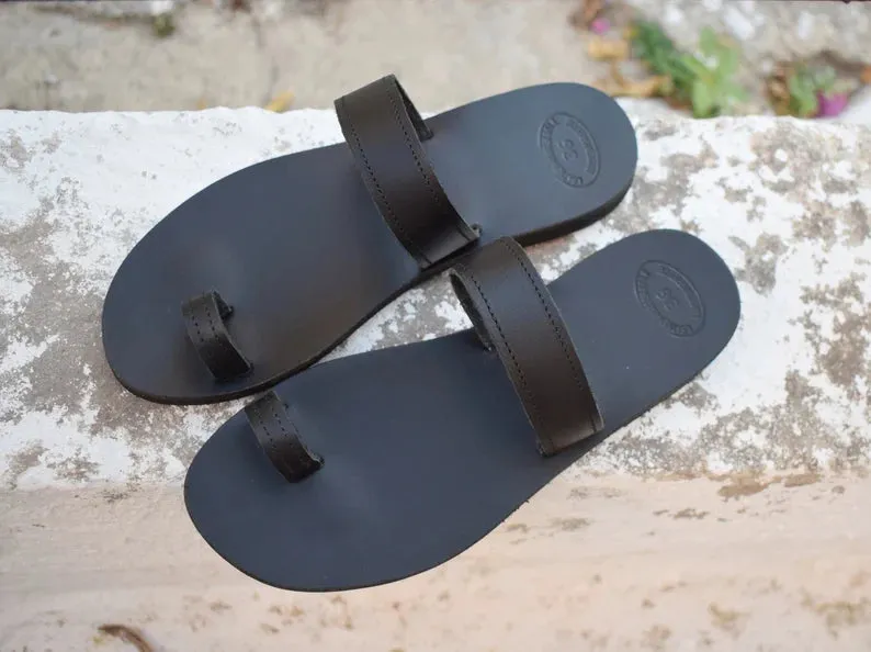 Ring Toe Sandals
