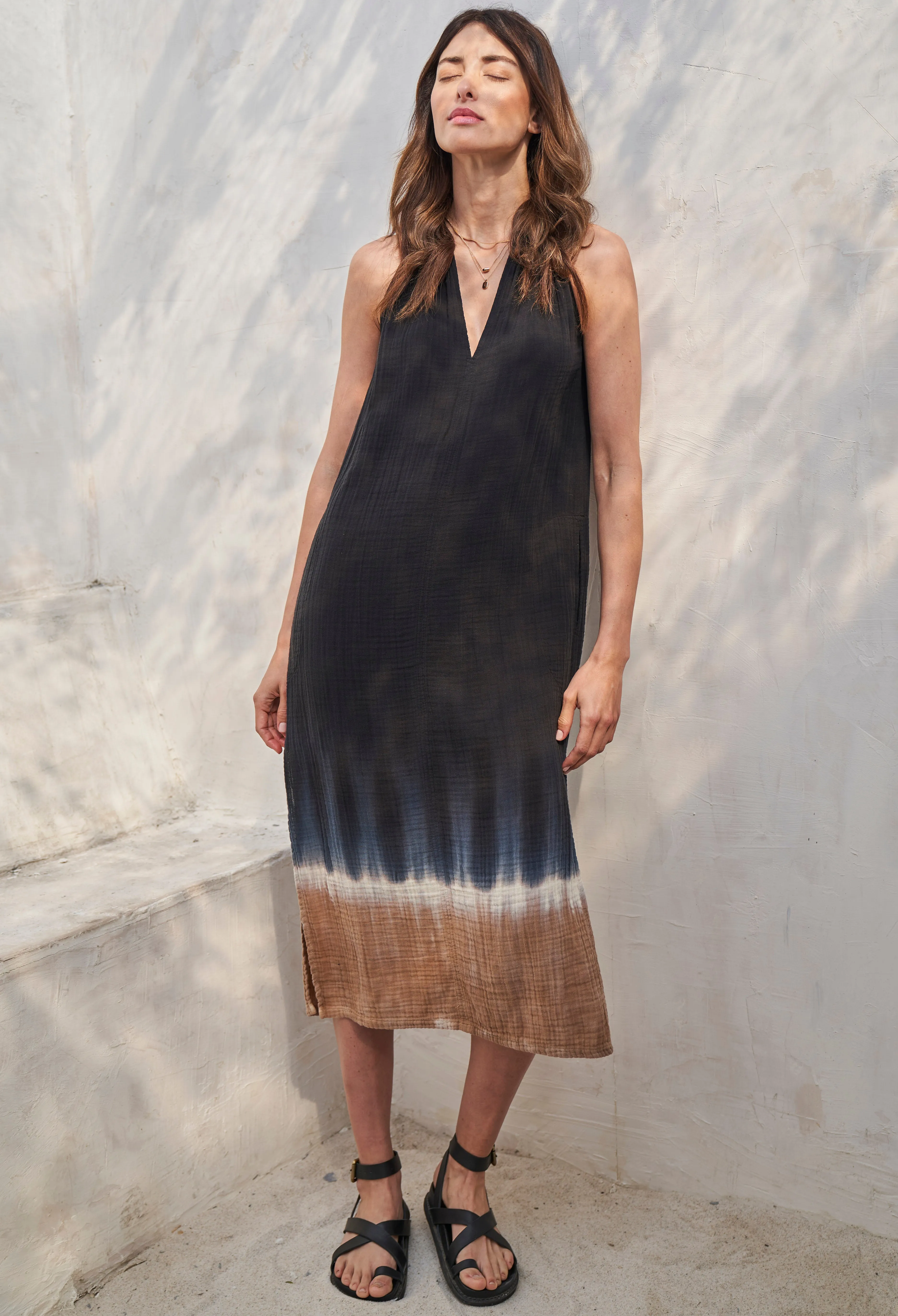 Sleeveless Black Sand Gauze Midi Dress with Pockets