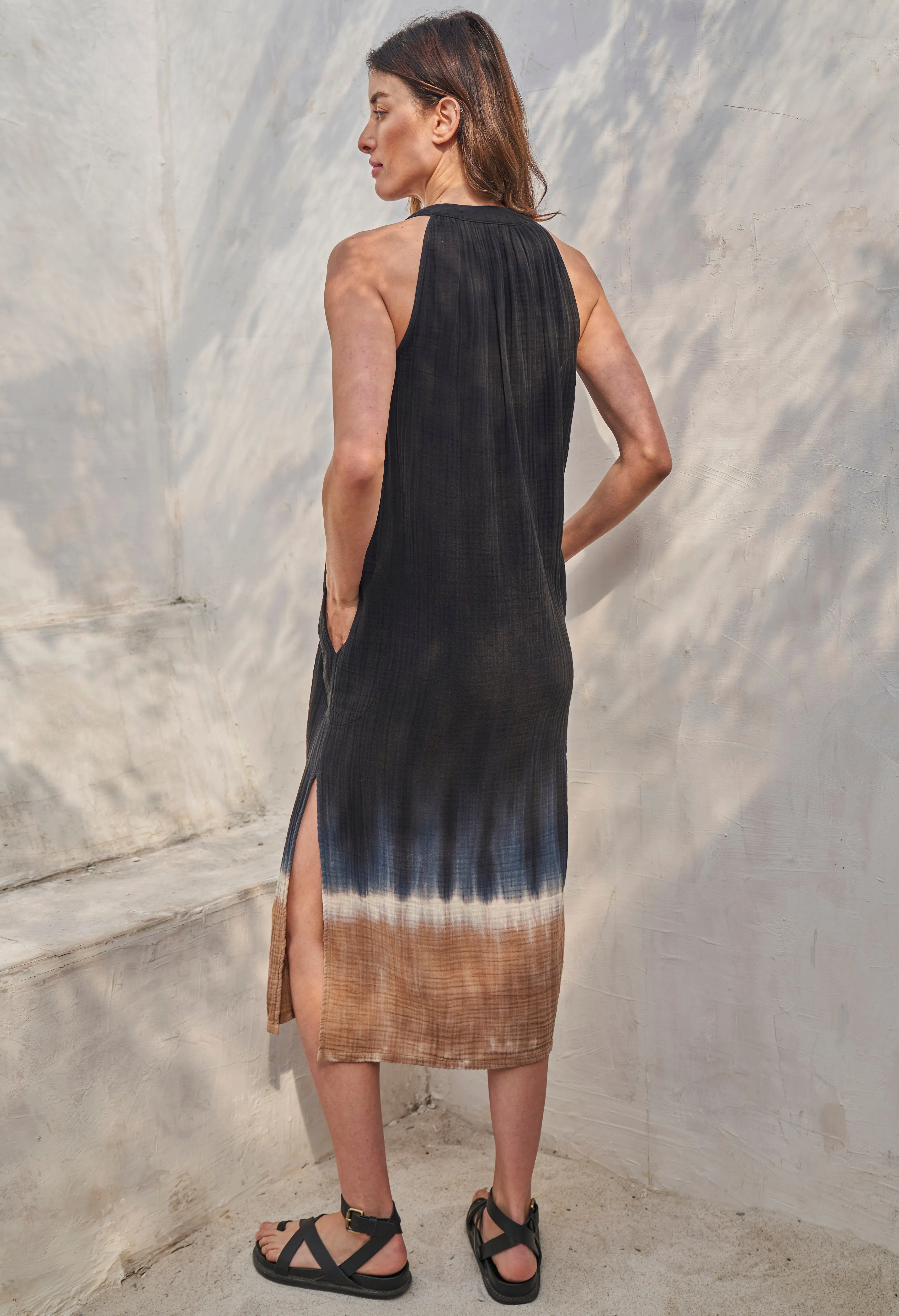 Sleeveless Black Sand Gauze Midi Dress with Pockets