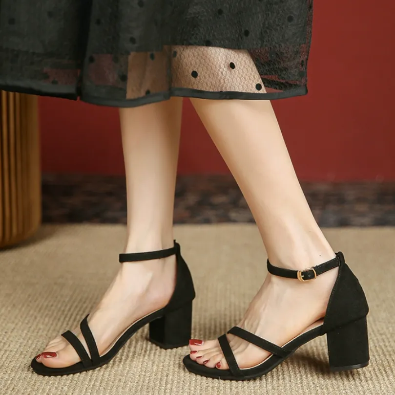 Small Feet Chunky Mid Heel Ankle Strap Sandals MS398