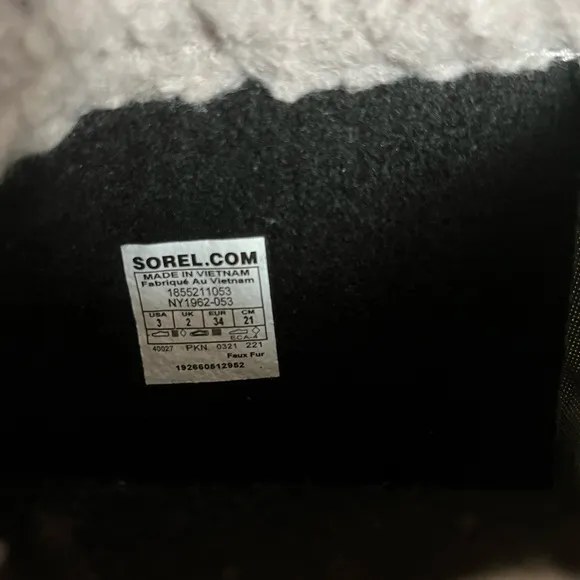 Sorel Yoot Pak snow boot in gray 3