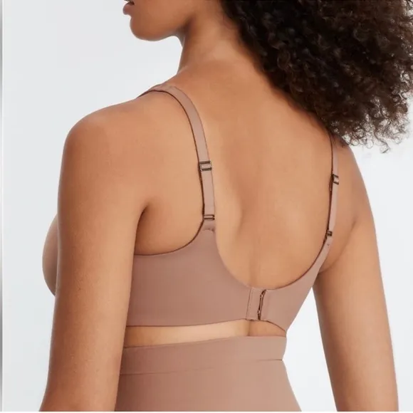 SPANX Low Profile Illusion Lace Minimizer Bra Cafe au Lait 40D
