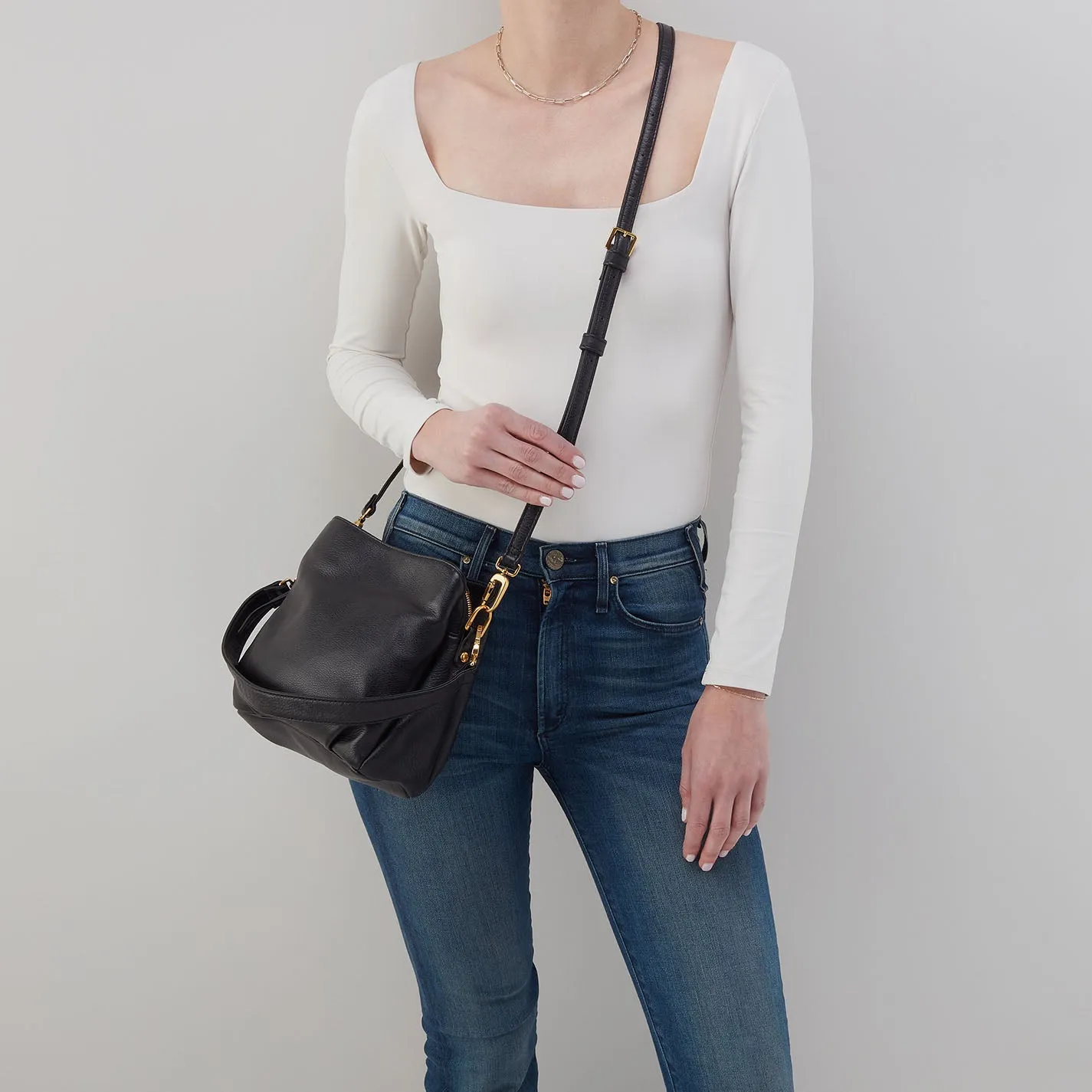 Starr Convertible Shoulder Bag in Pebbled Leather - Black