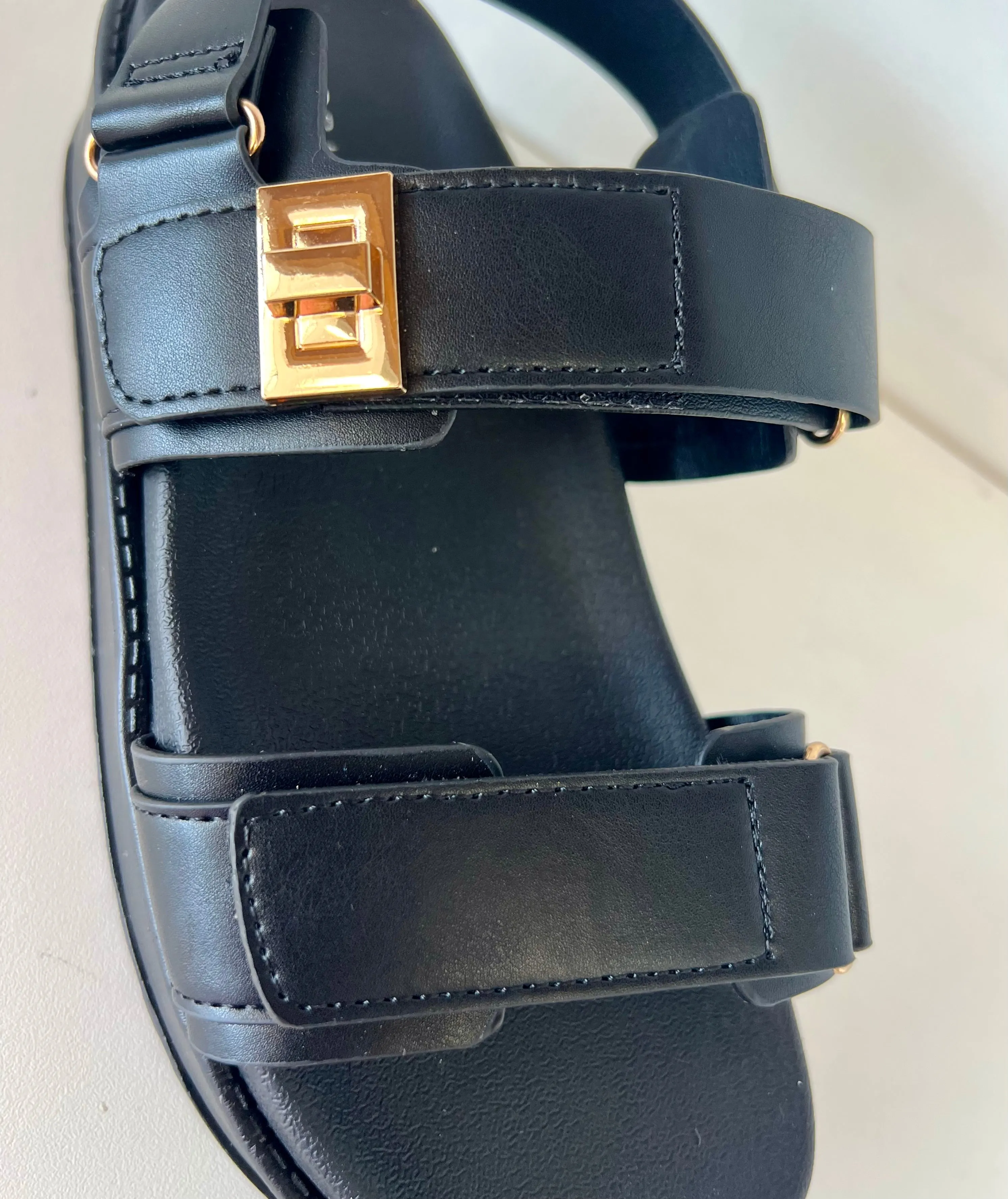 TRACI-1 Black