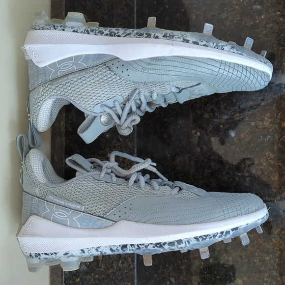Under Armour Harper 7 Low ST Baseball Cleats 9 Gray White