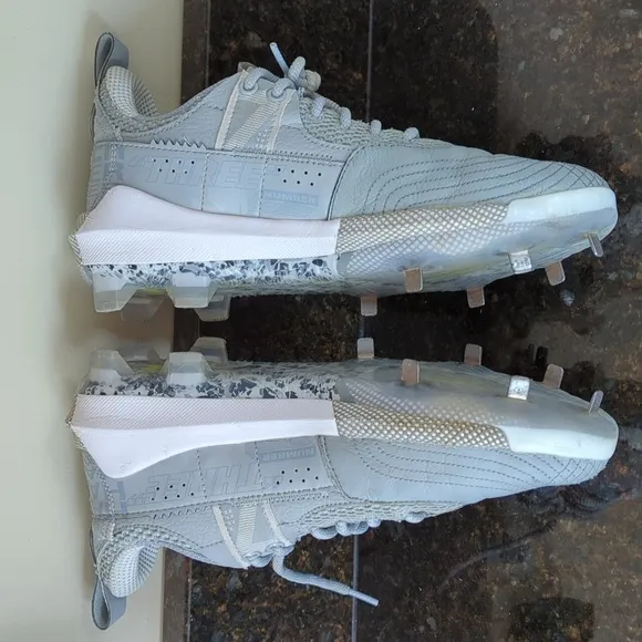 Under Armour Harper 7 Low ST Baseball Cleats 9 Gray White