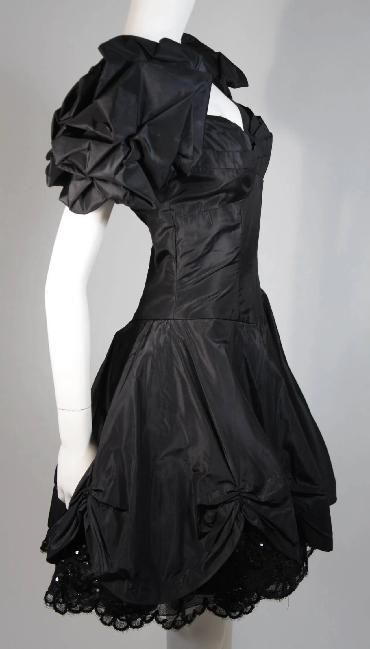 VICKY TIEL Black Sequin Lace Silk Cocktail Dress Size Small