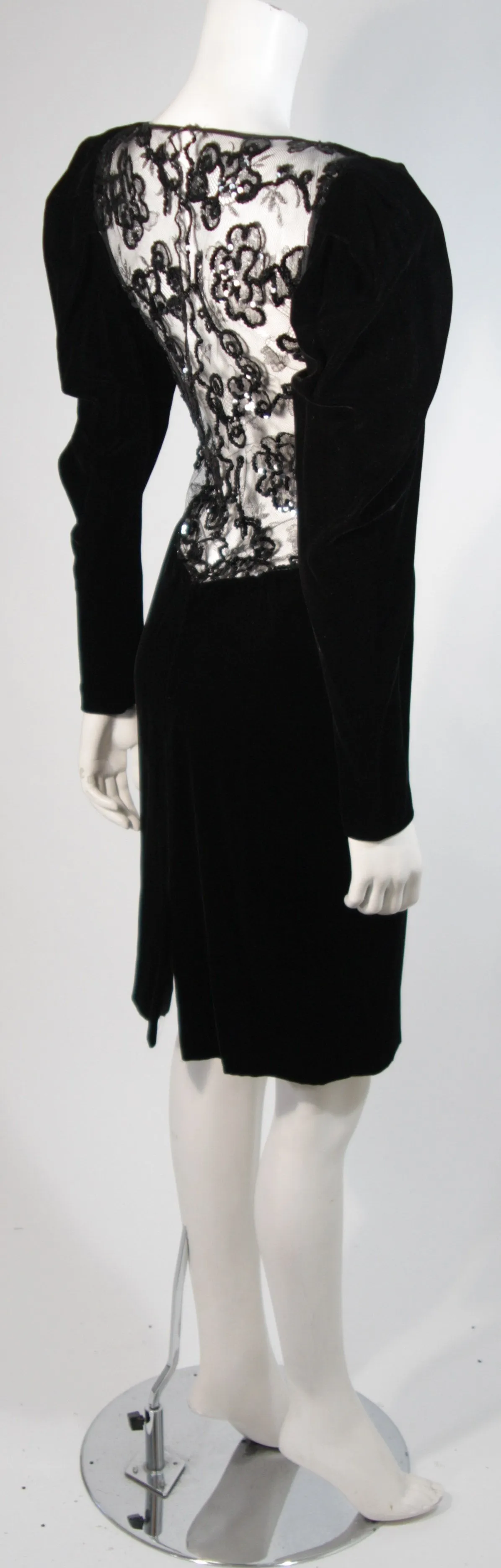 VICKY TIEL Black Velvet Cocktail Dress with Lace Back Size Small