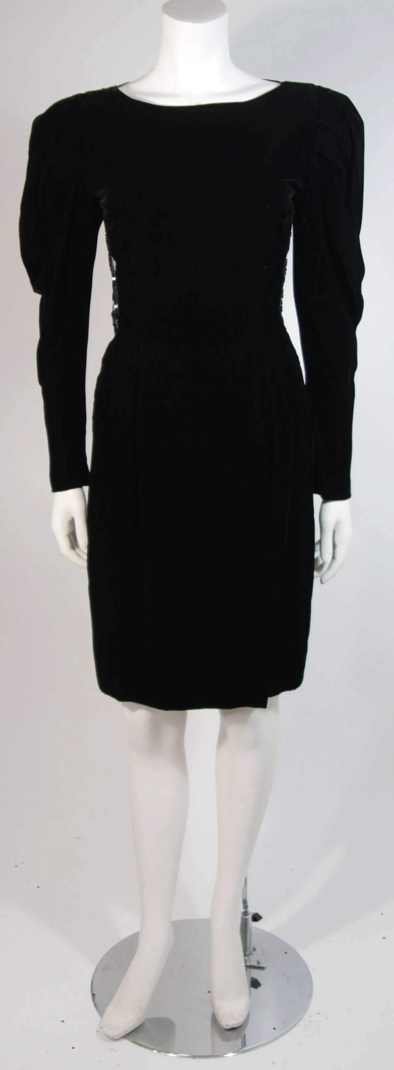 VICKY TIEL Black Velvet Cocktail Dress with Lace Back Size Small