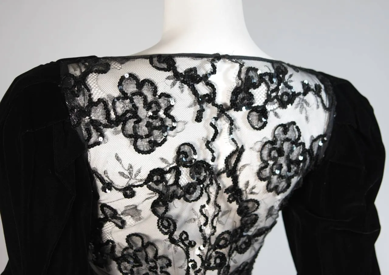 VICKY TIEL Black Velvet Cocktail Dress with Lace Back Size Small