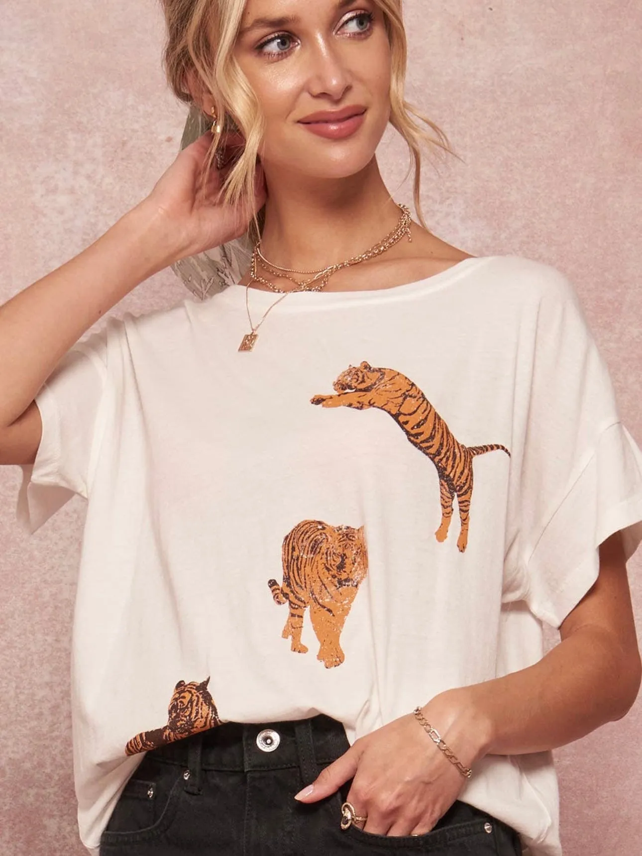 Vintage Tiger Tee: Ivory