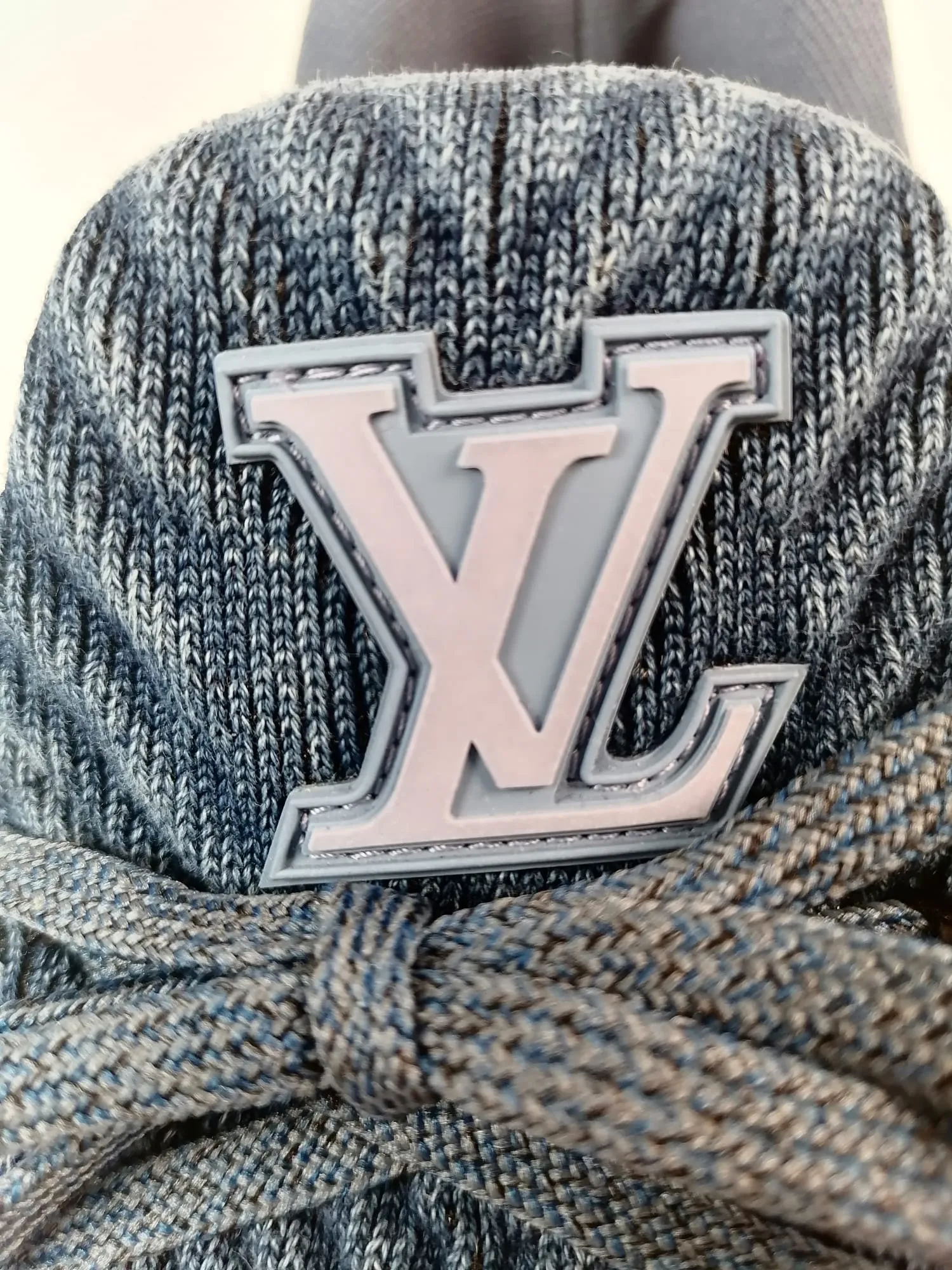 V.N.R. Sneaker