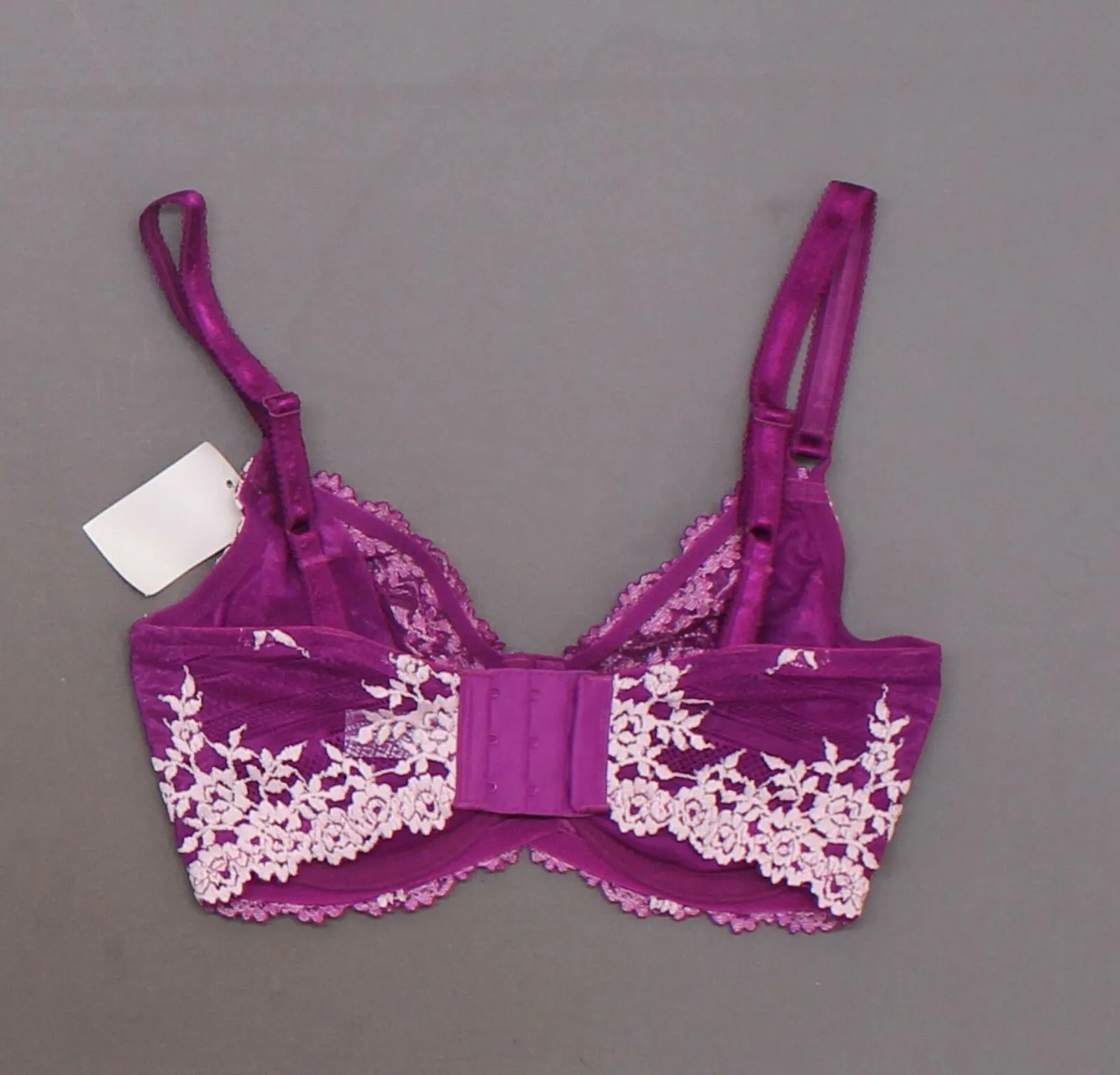 Wacoal Women's Embrace Lace Underwire Bra