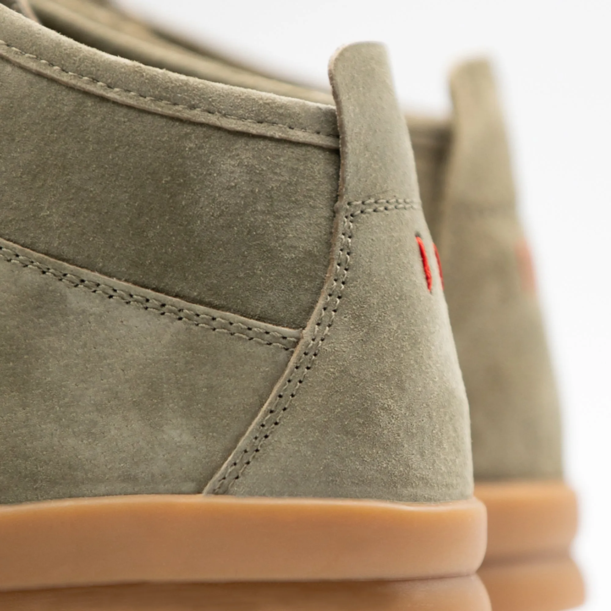 Wallace Olive Gum