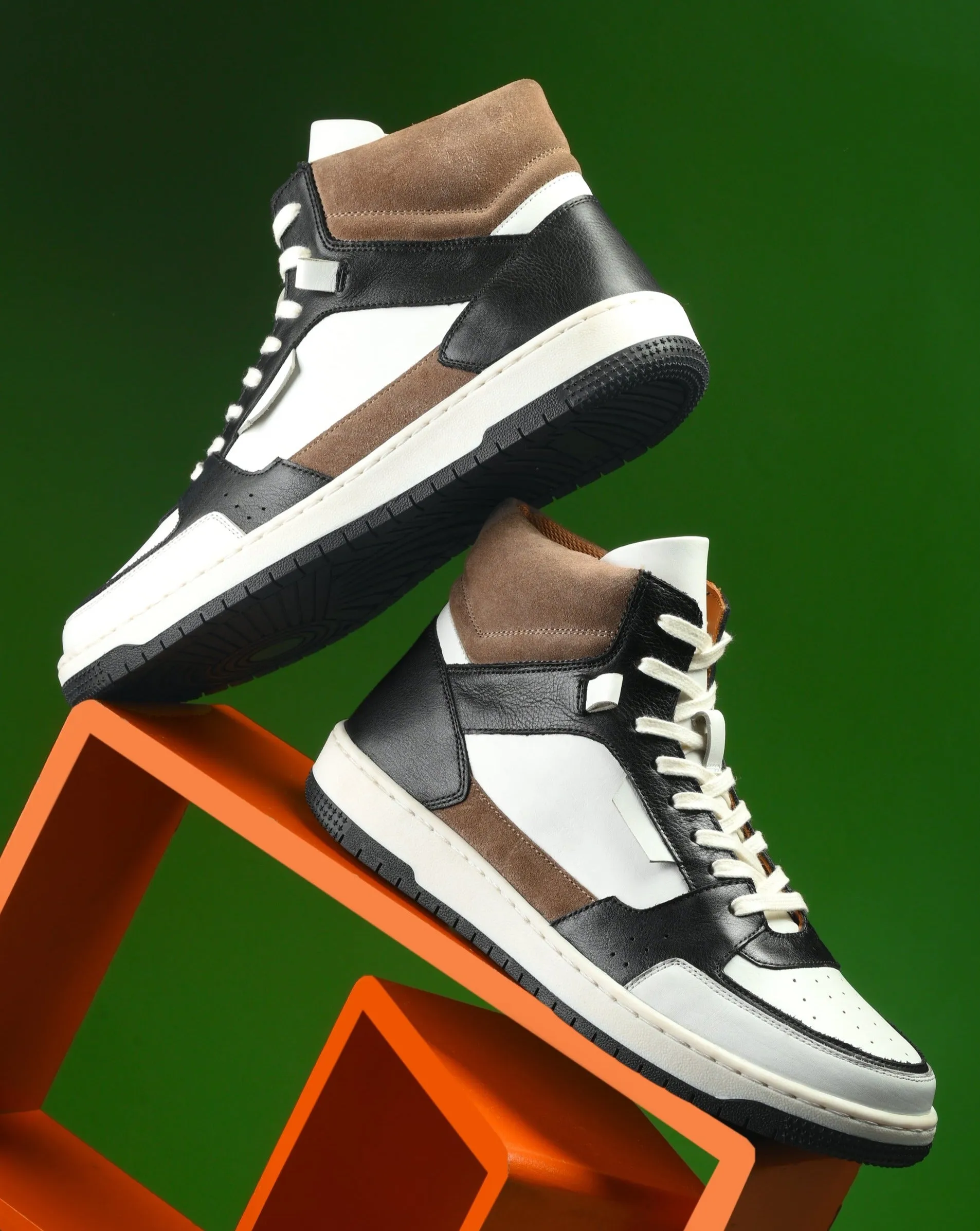 White Retro Kicks