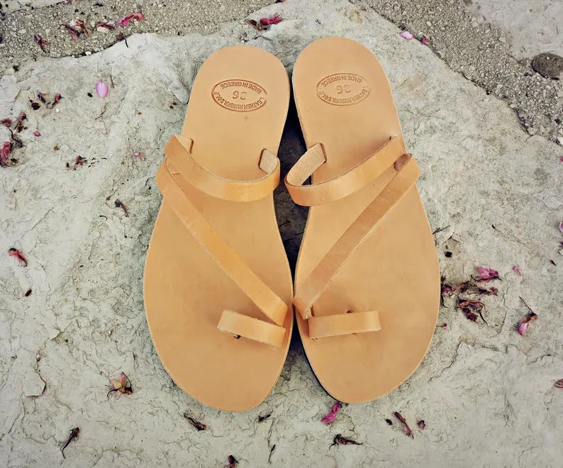 Womens leather sandals with straps