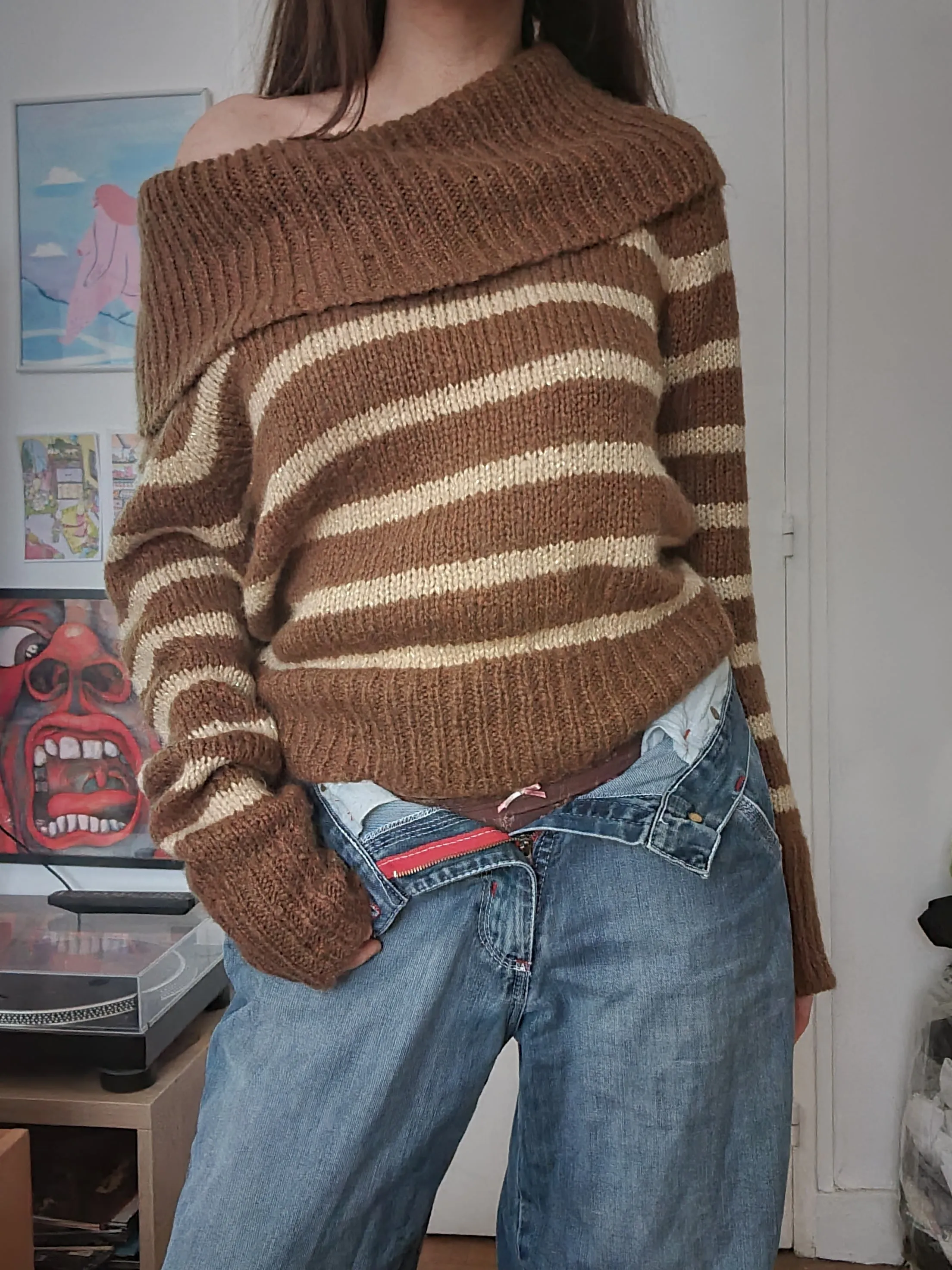 Y2k stripes brown off-shoulder sweater